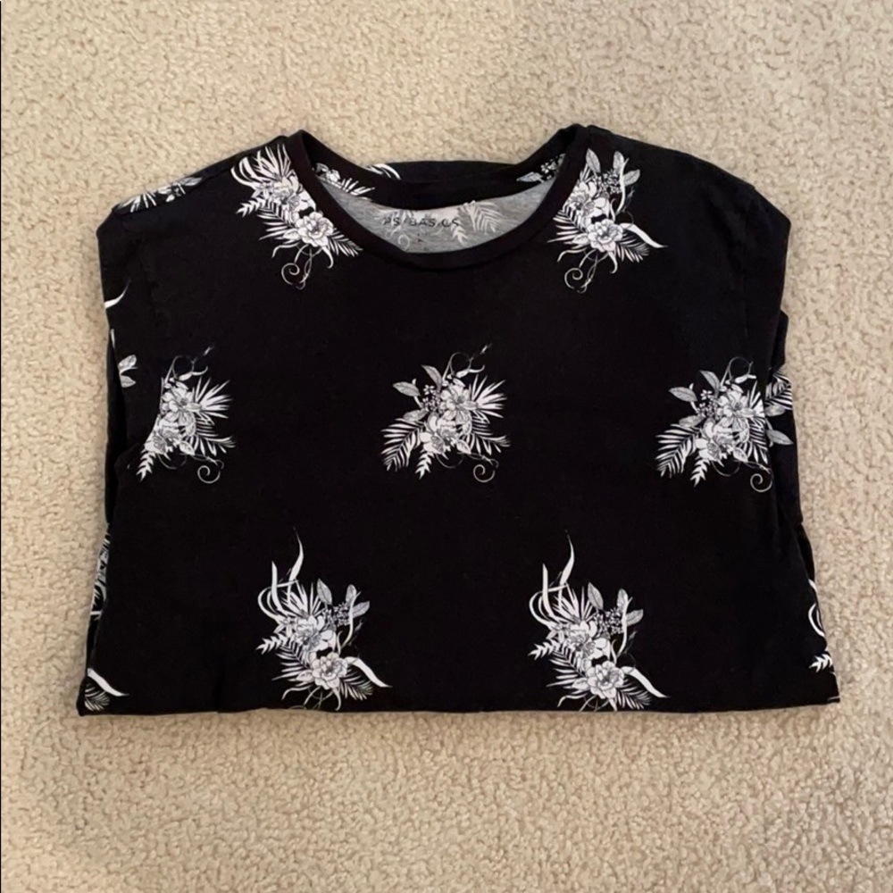 Men’s Black Hawaiian Style T-Shirt